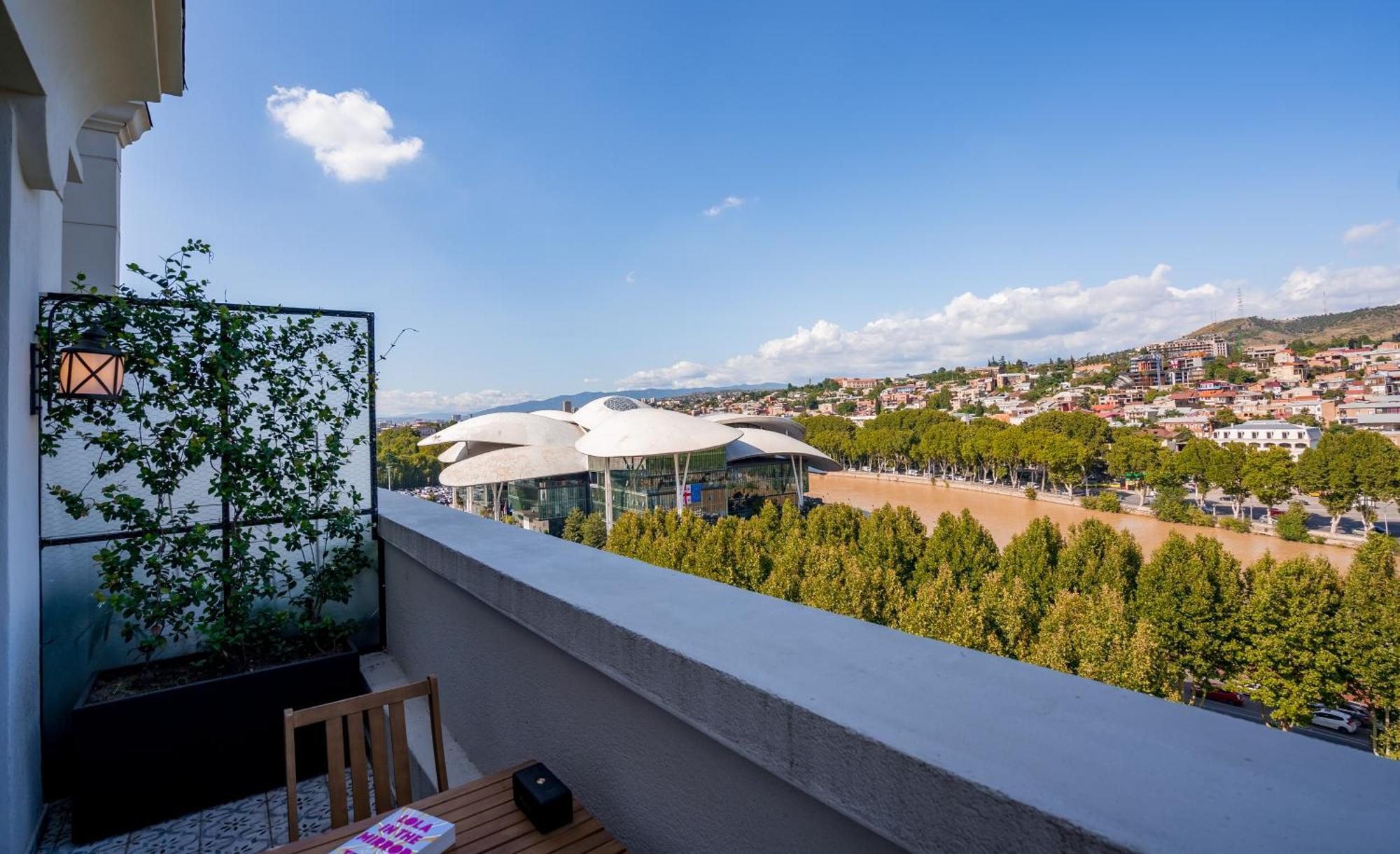 Zorba&Bond Boutique Hotel Tbilisi Esterno foto